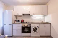 Снять 2-комнатную квартиру 48 м² по адресу село Кичменгский Городок, Центральная улица, 2А - id 3961272874871922738 - по цене 5 990 руб. в месяц на Яндекс.Недвижимости