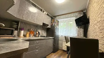 Продаётся просторная 2-х комнатная квартира по адресу: Королев, ул. Калининградская, д. 6