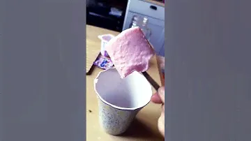 мороженное на ложке