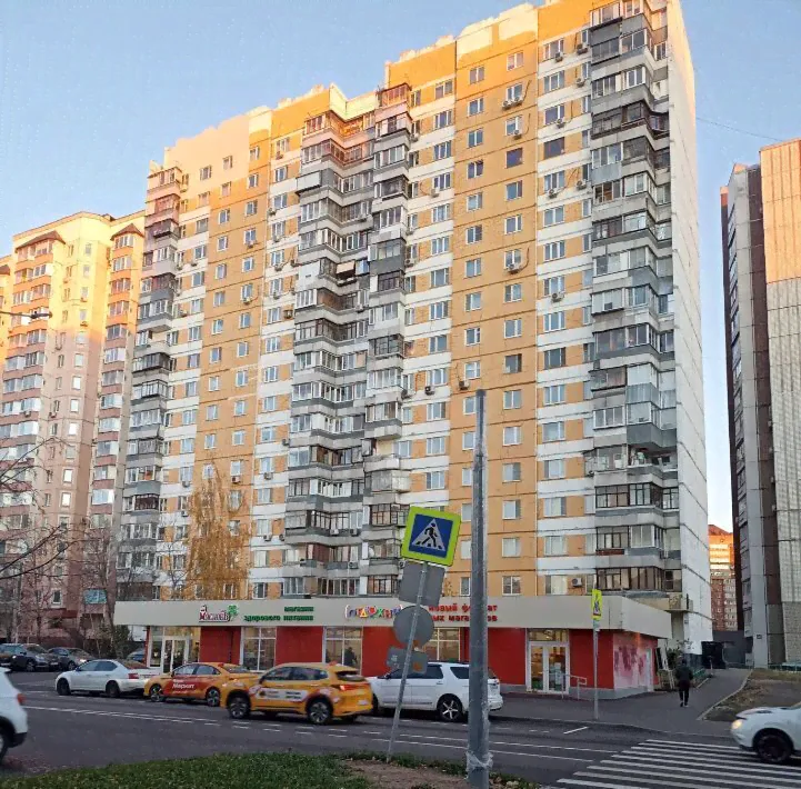 Продам трехкомнатную квартиру вторичку 74.0 м² этаж 14/17 город Люберцы Городок Б улица 3-е почтовое отделение 94 Жулебино