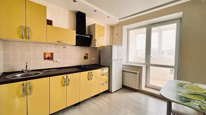 1 комн 45м2 3/10 кирпич, Саратов, Ипподромная, 12Б