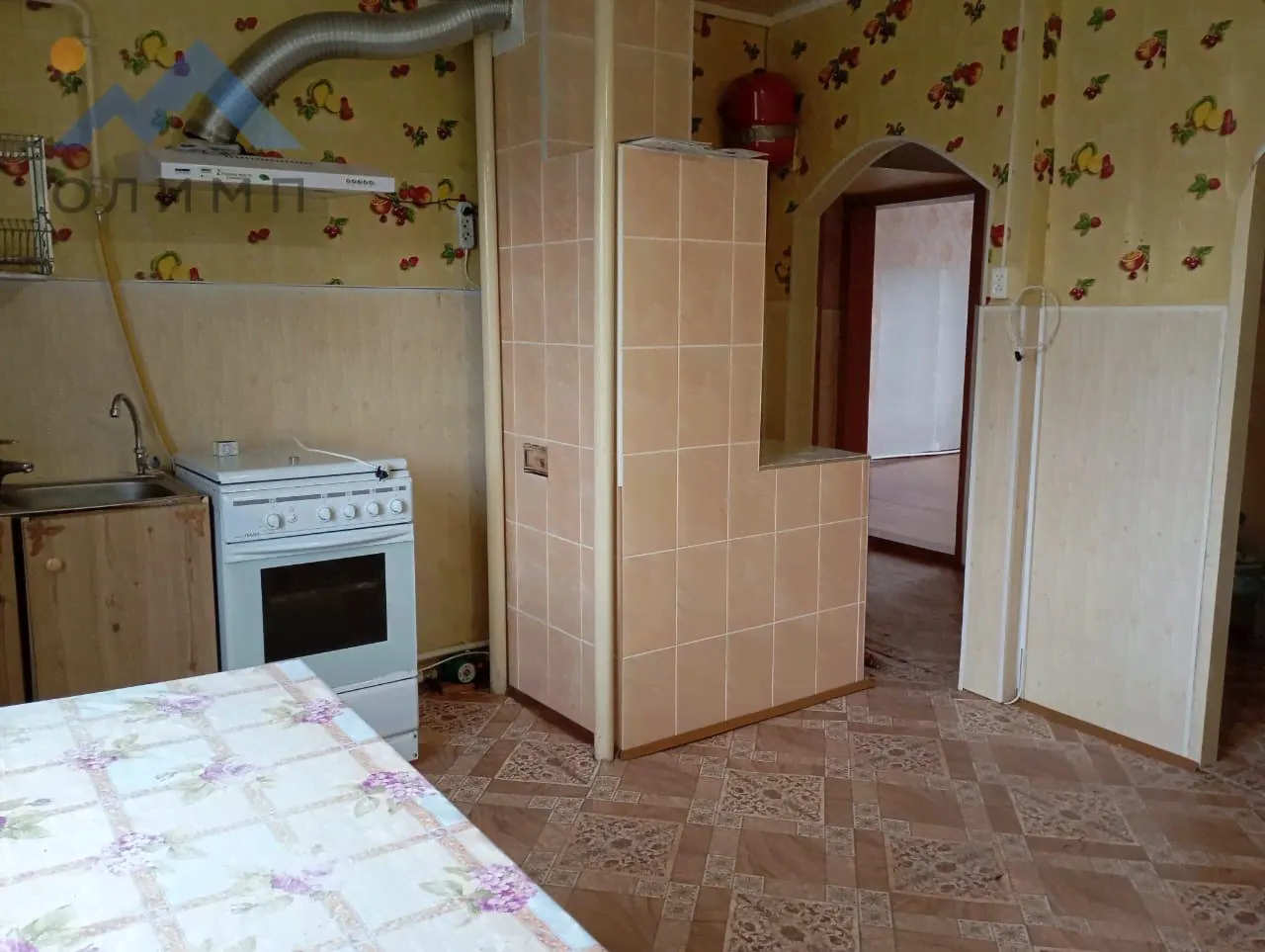 3-комн.квартира, Тарногский р-н, с. Тарногский Городок, ул. Красная, д. 25б, 64 м², 1/2 этаж-2