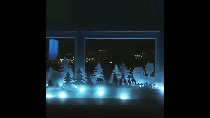 Новогодний городок на подоконнике