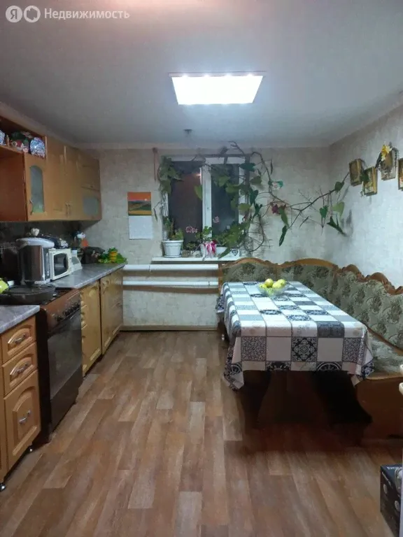 Купить часть дома 60 м² по адресу село Октябрьский Городок, Верхняя улица - id 383951599554776620 - по цене 1,8 млн руб. на Яндекс.Недвижимости