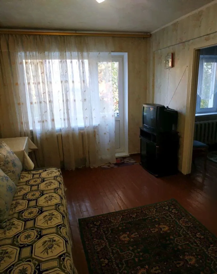 Химиков 61, район Советский (Городок Нефтяников мкр.)-4