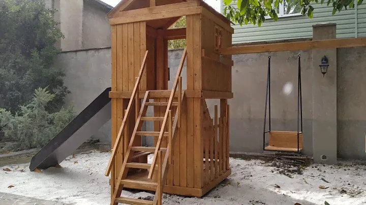 Детский игровой комплекс (качели, горка, скалолазка)