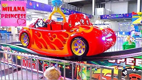 Детский Экспо парк аттракционов Динозавры, карусели и зимние горки  Children amusement park for kids