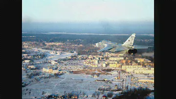 Через поселок Сиверский.
