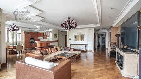 Квартира с характером: 200 кв.м в аренду. 4 комнаты. ЖК Александр Невский