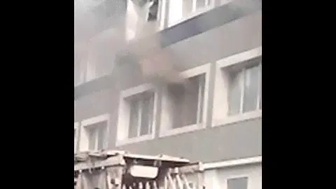 28.08.15 горит в Королеве ТЦ крытый рынок
